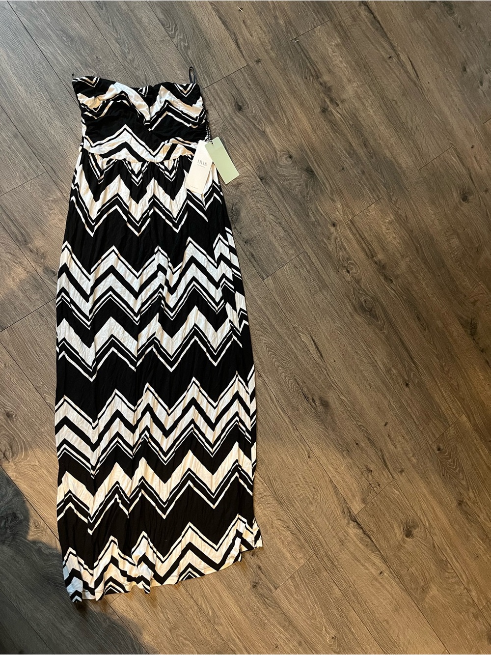 iris Black and White Strapless Chevron Maxi Dress